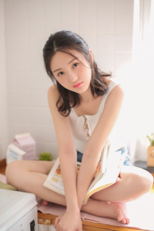 色女子